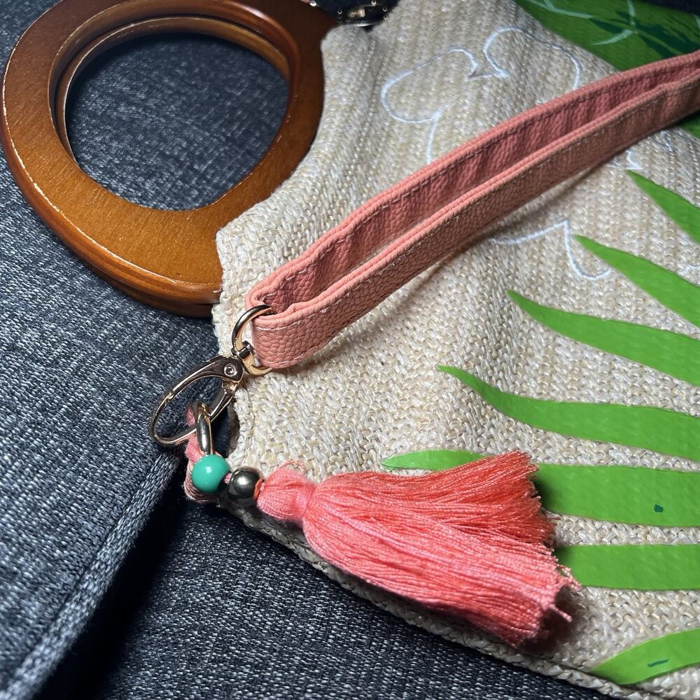 Disney Parks Tropical Hello Summer Mickey Raffia Crossbody Tote Bag Wooden - Picture 5 of 11
